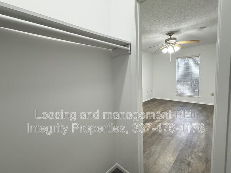 Baton Rouge Apartment: 7324 Menlo Drive