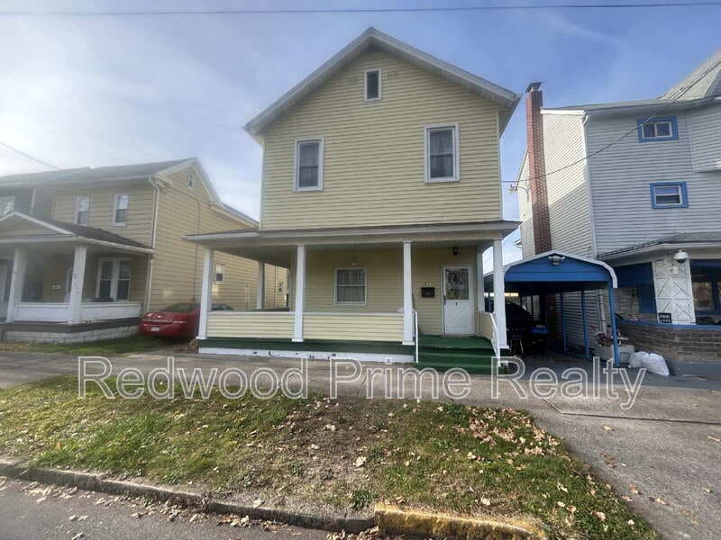 Johnstown Condo: 645 Coleman Avenue 2