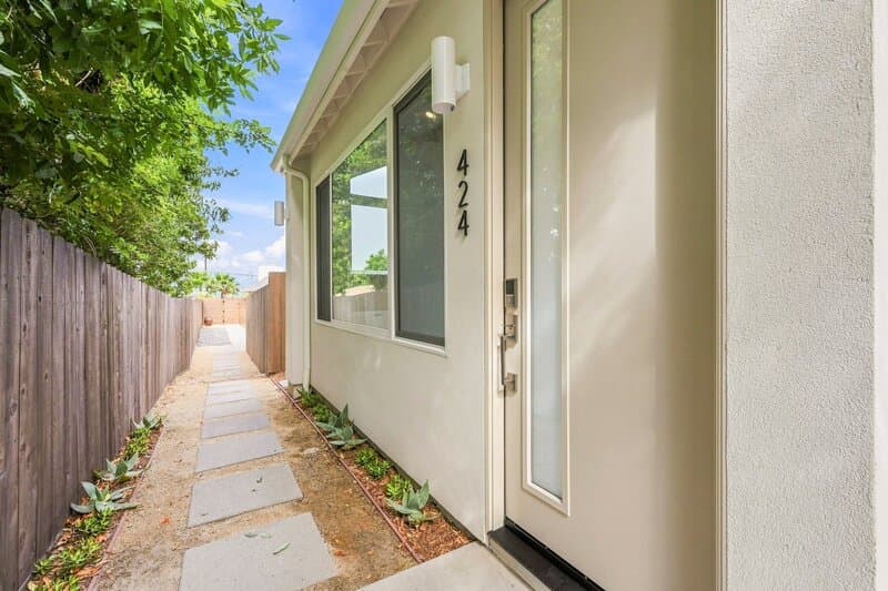 Solana Beach House: 424 North Rios Avenue