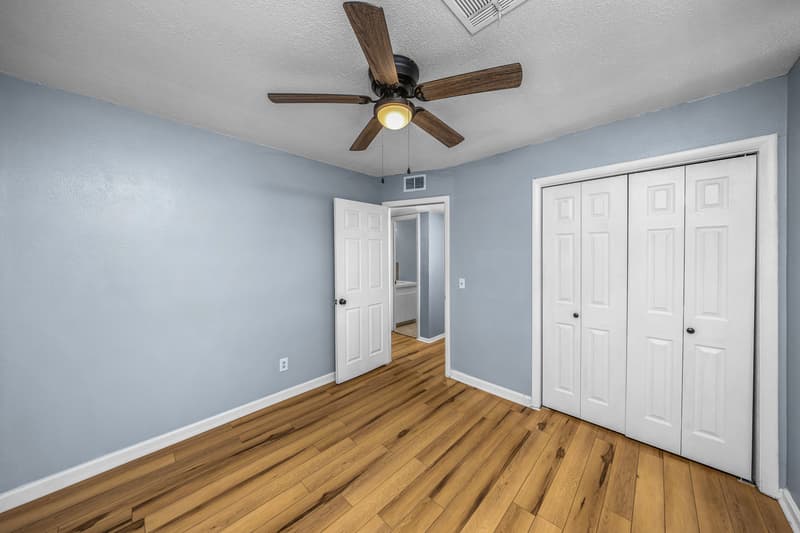 Lawton House: 3015 Northeast Pioneer Boulevard