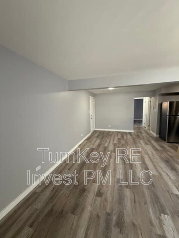 Calumet City Condo: 1685 Harbor Avenue - 1S