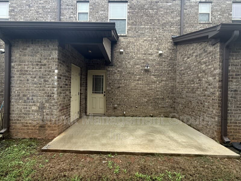 Jackson Condo: 860 S Harkness Street, Unit D