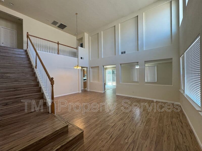 Elk Grove House: 9654 Little Harbor Way