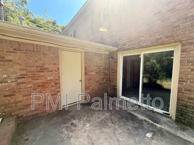 Columbia Condo: 3409 Brookwood Ct