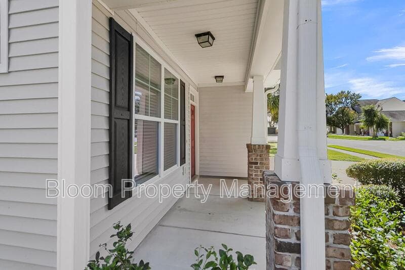 Mount Pleasant House: 2649 Lohr Dr