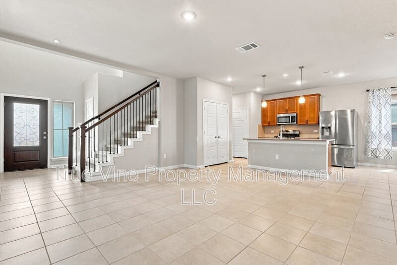 Converse House: 9102 Devils River