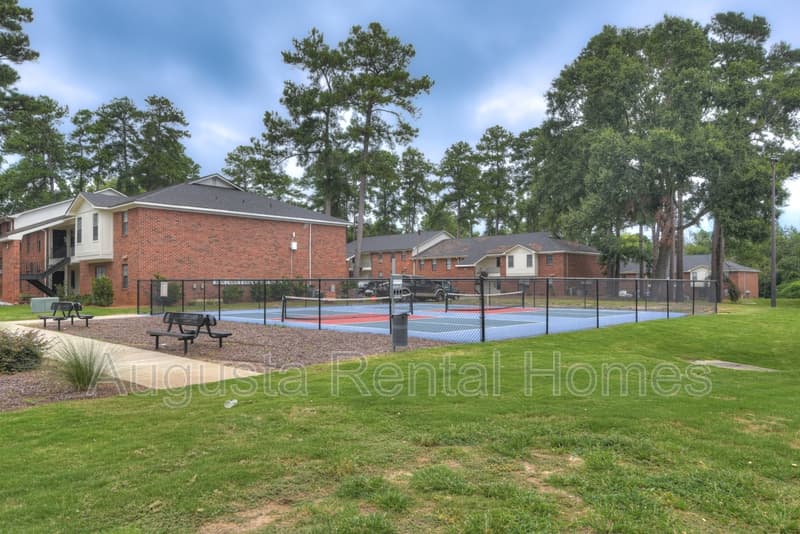 Augusta Condo: 2515 Center West Parkway - 3F