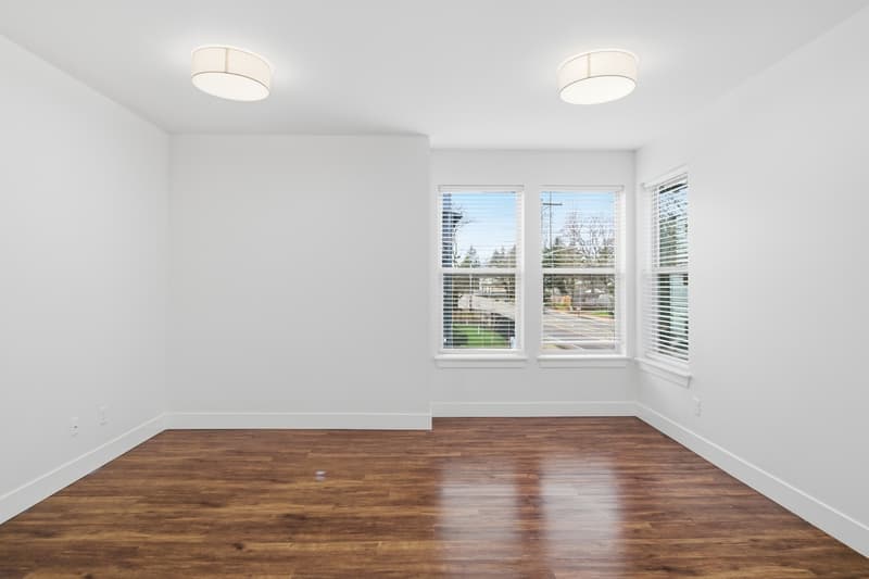 Lakewood Condo: Gravelly Lake Townhomes 8911 Gravelly Lake Dr SW - 116