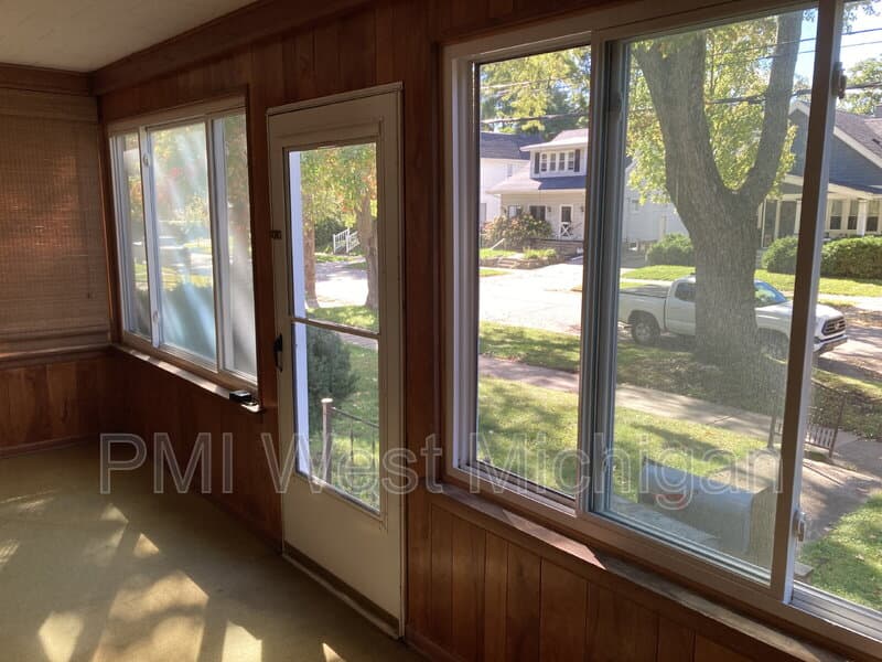 Grand Rapids Condo: 36 Lowell Ave NE