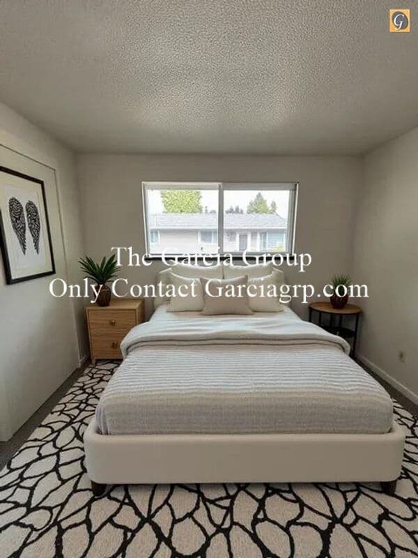 Gresham Condo: 480 SE Vista Ave.