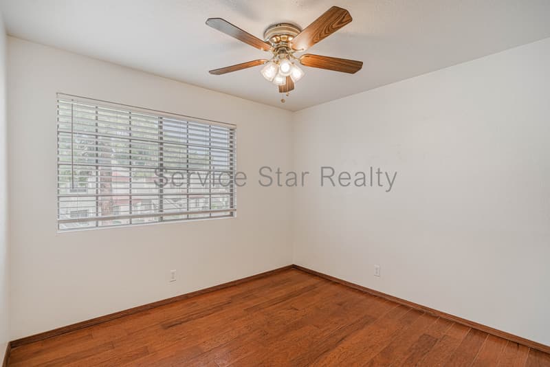 Phoenix Condo: 2020 W Union Hills Dr