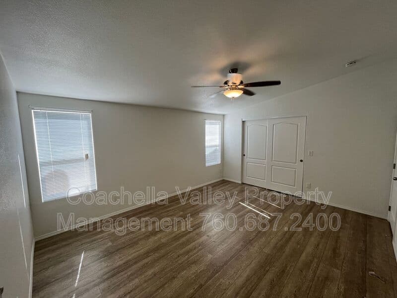 Desert Hot Springs House: 15300 Palm Dr