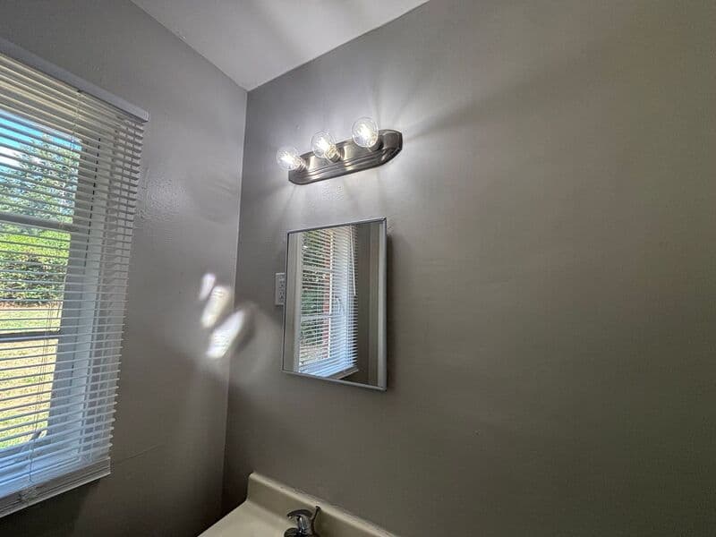 Memphis House: 5380 Blackwell Rd