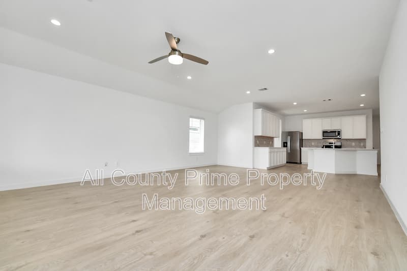 Katy House: 29935 Gallatin River Ln.