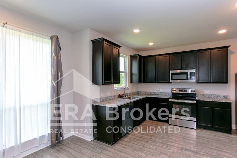 Killeen House: 909 Clanton Cove