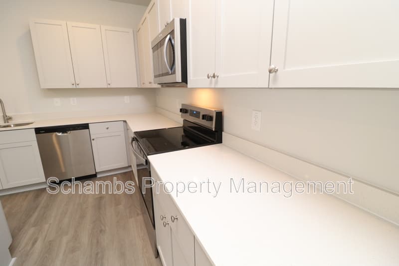 Fuquay Varina House: 3314 Bailey Lake Dr