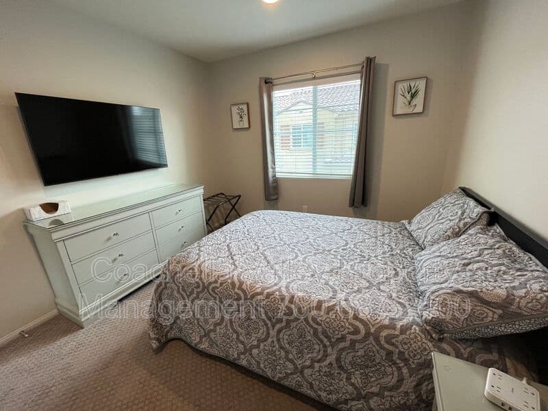 Palm Desert Condo: 321 Paseo Gusto