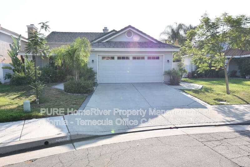 Temecula House: 43068 Corte Calanda