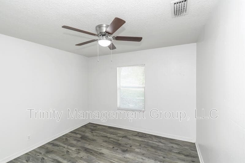 Ocala House: 2405 Southeast 46th Court