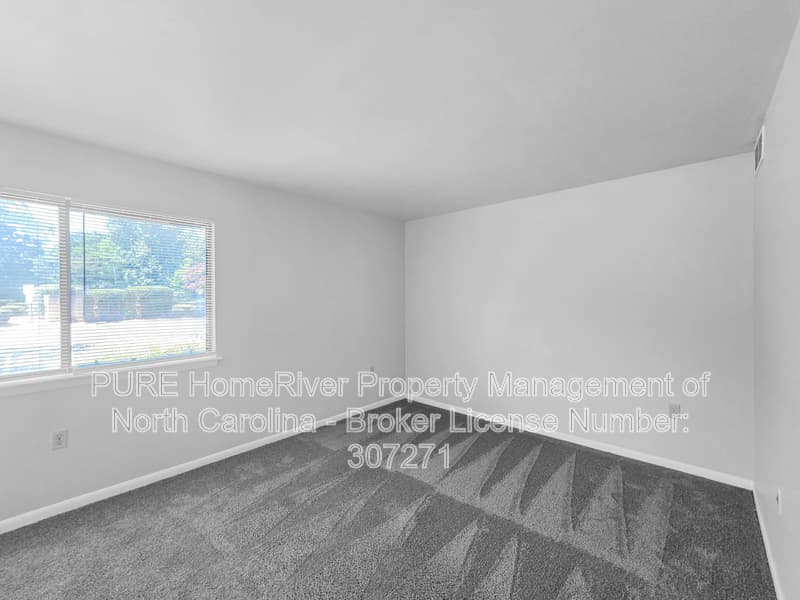 Charlotte Condo: 4801 Spring Lake Dr