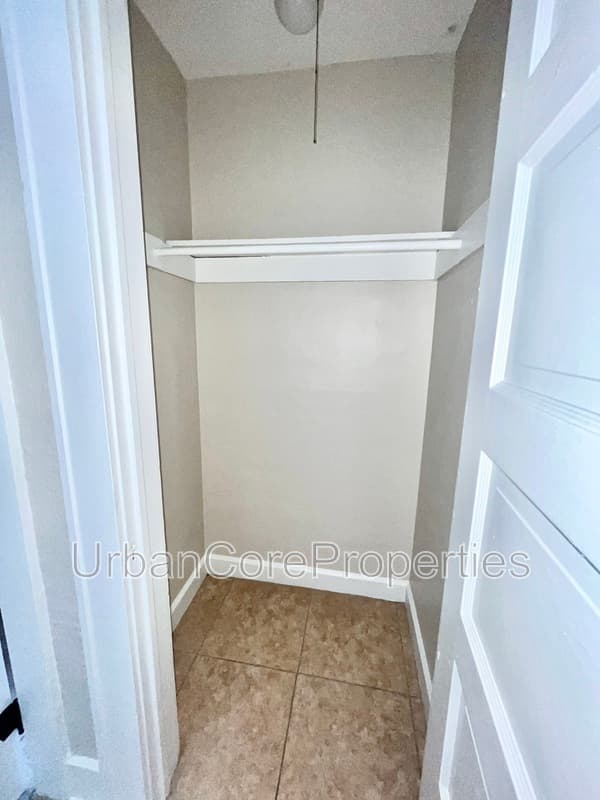 St. Petersburg Condo: 360 13th Ave NE