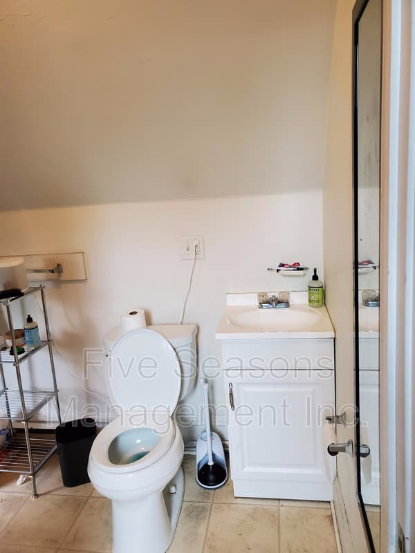 Burlington Condo: 134 Buell St - 5