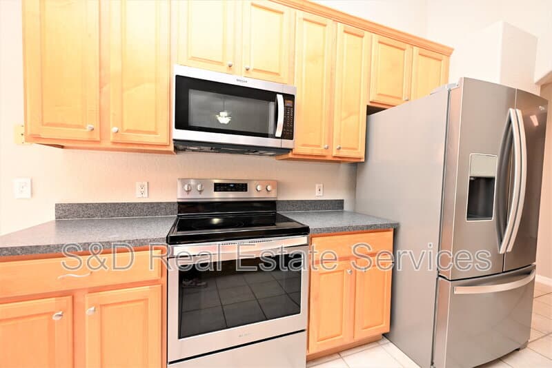 Lakeland House: 3518 Remington Oaks Way
