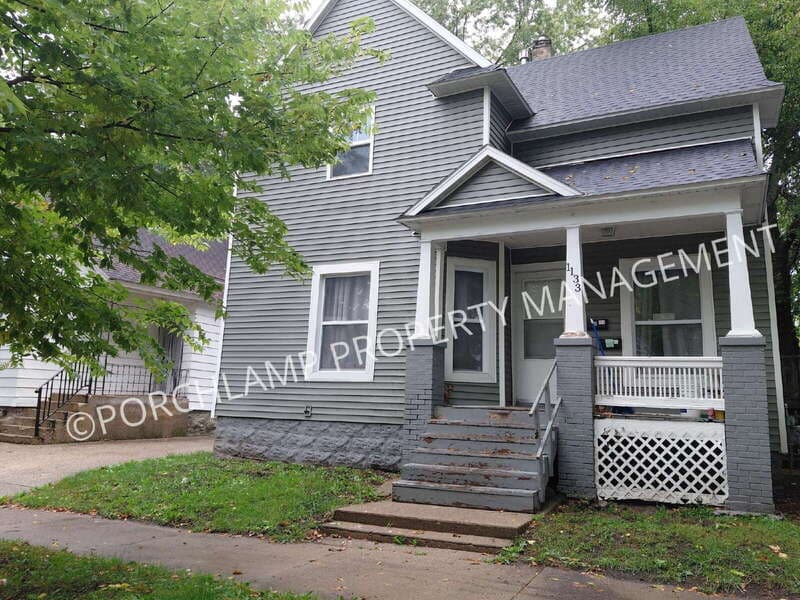 Grand Rapids Condo: 1133 Lincoln Avenue Northwest