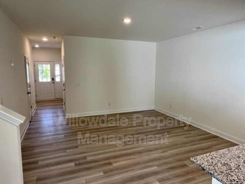 Zebulon Townhome: 737 Ridge Cliff Lane