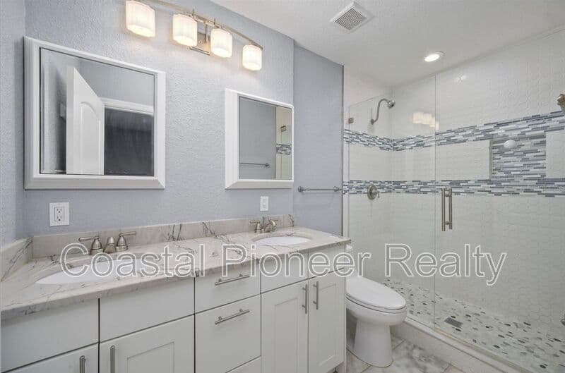 Tampa House: 1520 S Church Ave