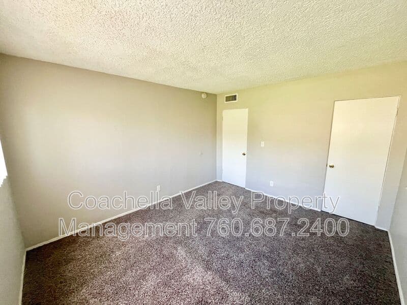 Palm Springs Condo: 2580 E Tahquitz Canyon Way