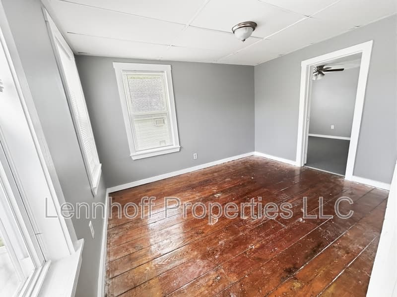 Lowell Condo: 142 Jewett Street - 6