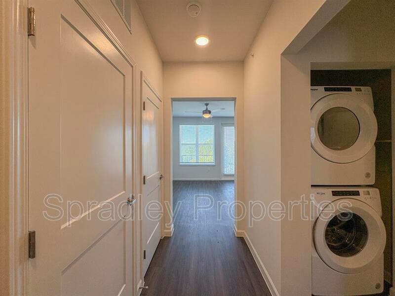 Belton Condo: 710 Shine St.