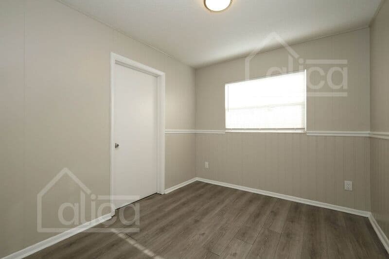 Orlando House: 4258 Clarinda St