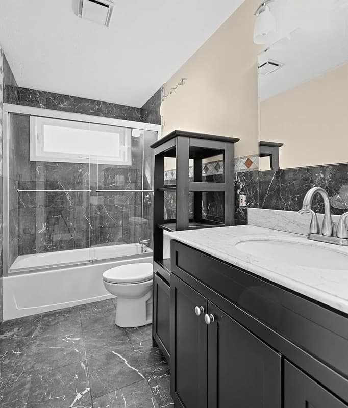 Taunton Condo: 144 Hart St