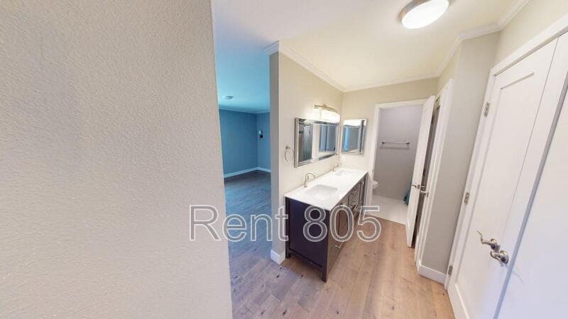 Ventura Condo: 3700 Dean Drive