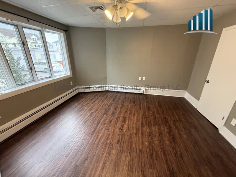 Fall River Condo: 200 County St