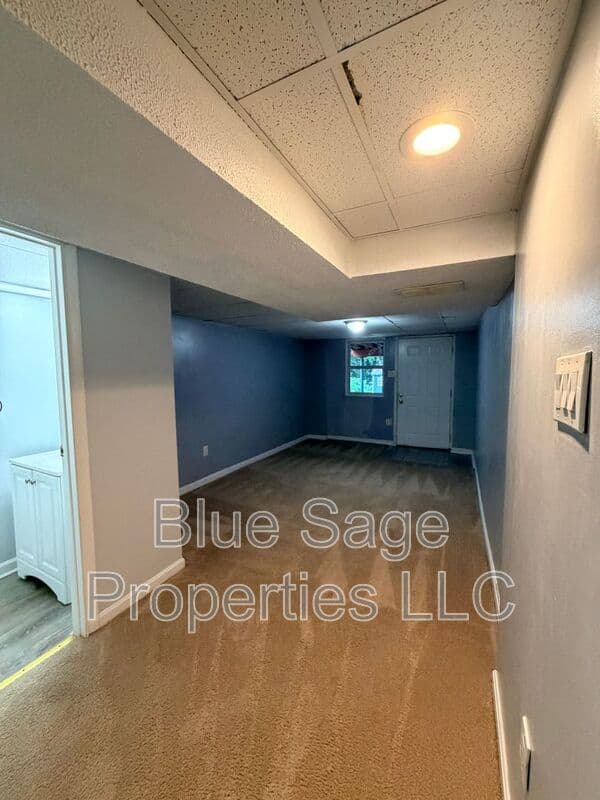 Folcroft Townhome: 2118 Valleyview Dr