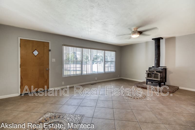 Manteca Condo: 3007 West Lathrop Road - 1