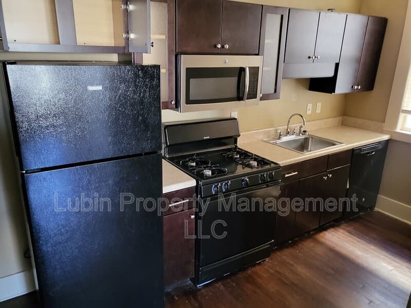 Memphis Condo: 1775 Madison Ave Apt 12