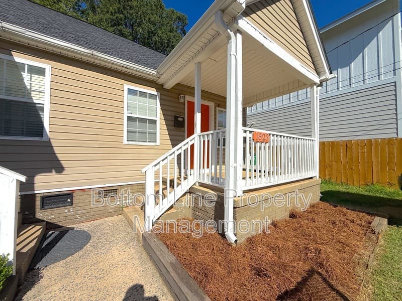 Charlotte Condo: 1823 Union Street