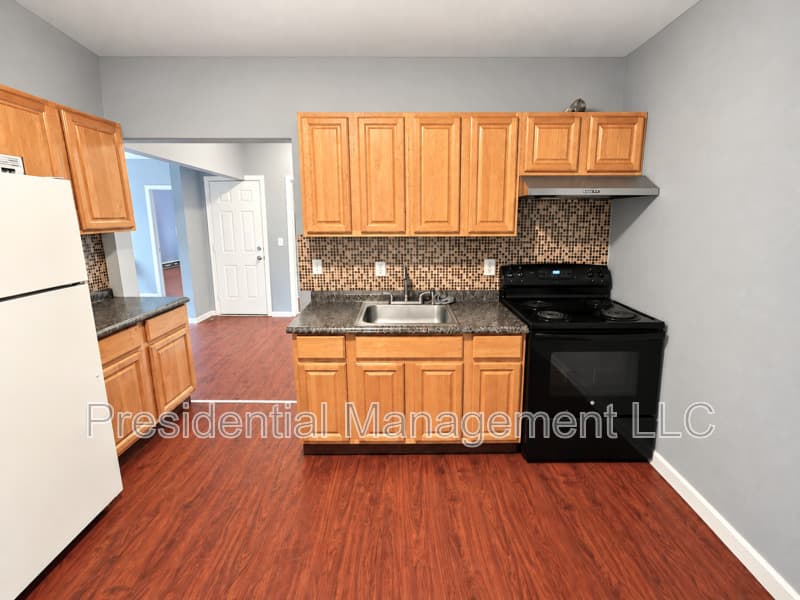 Waterbury Condo: 1696 North Main St
