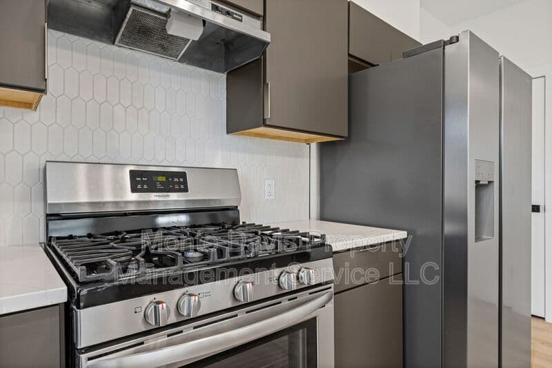 Austin Condo: 1802 Springdale Rd