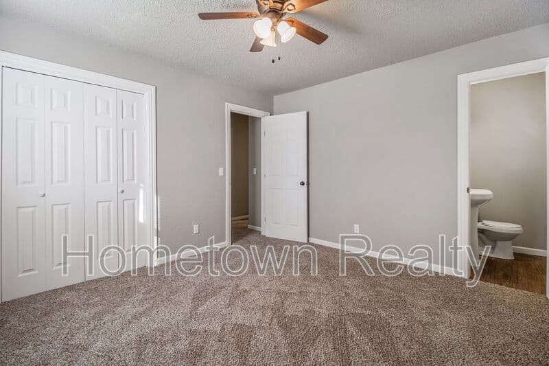 Edmond House: 208 W 5th Street