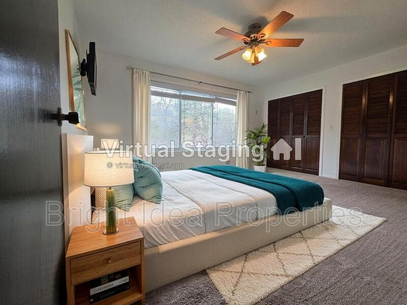 Woodbury House: 1716 Evergreen Drive
