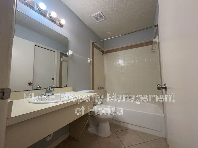 Ocala House: 3002 SE 5 Terrace