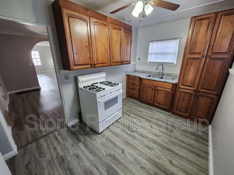 Terre Haute Condo: 1609 South 5th Street