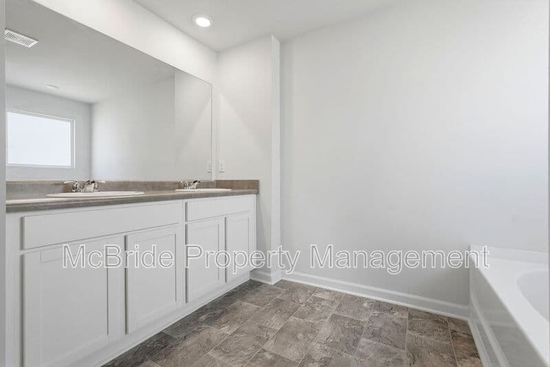 Grovetown House: 1407 Deer Hollow