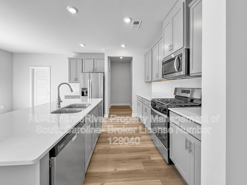 Moore House: 1521 Switchback Cir