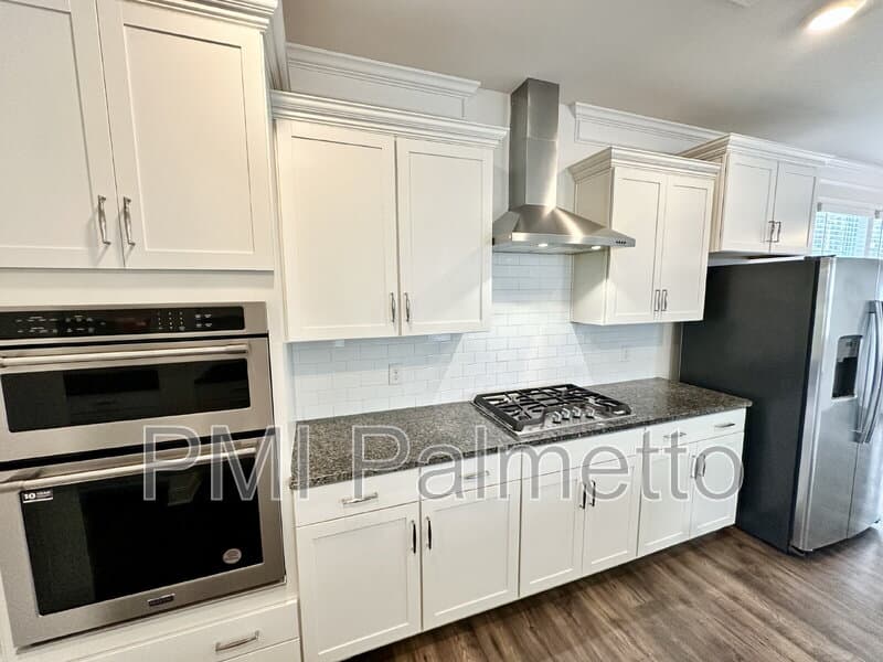 Blythewood House: 35 Golden Spur Ln